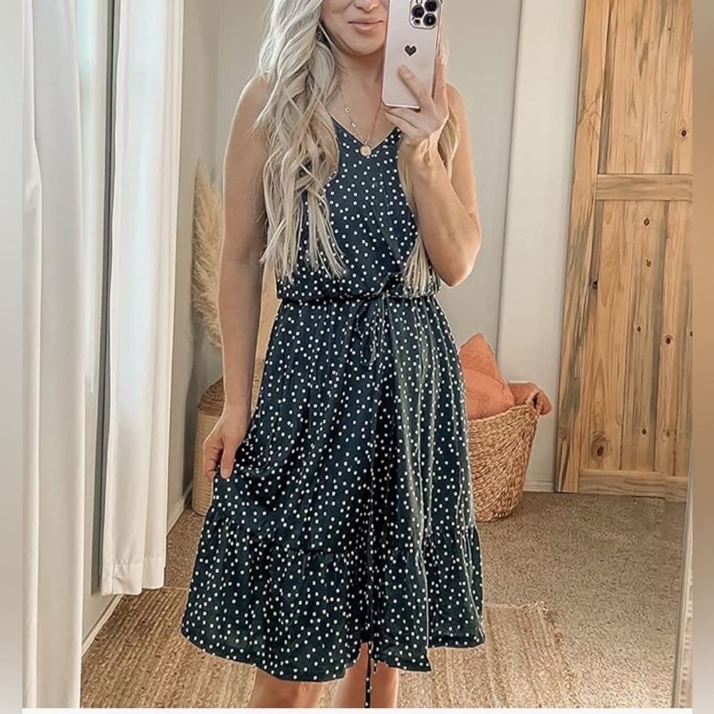 🌼 Polka Dot Midi Sundress with Pockets